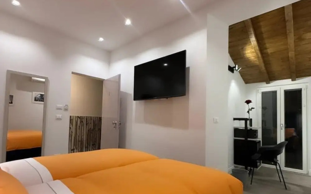 Foffo Suite