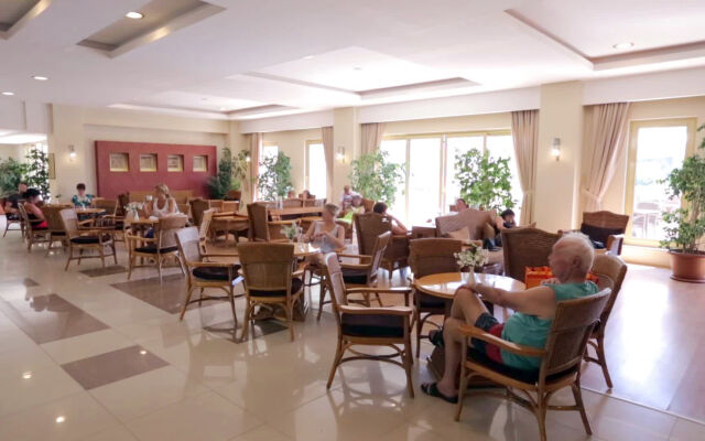 Side Breeze Hotel - All Inclusive