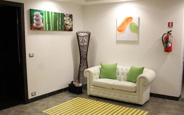 Отель La Rondinaia in Eurocongressi