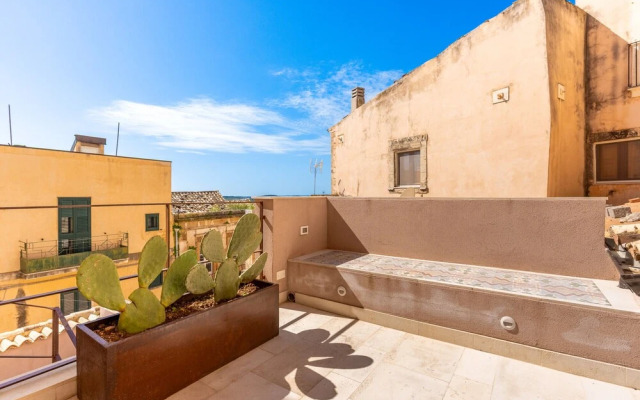 Charming Nest With Terrace