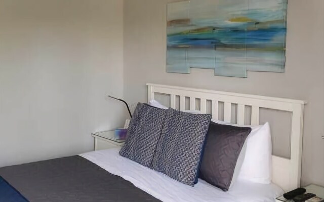 Renovated Aquamar 7 - 1 Br Apts