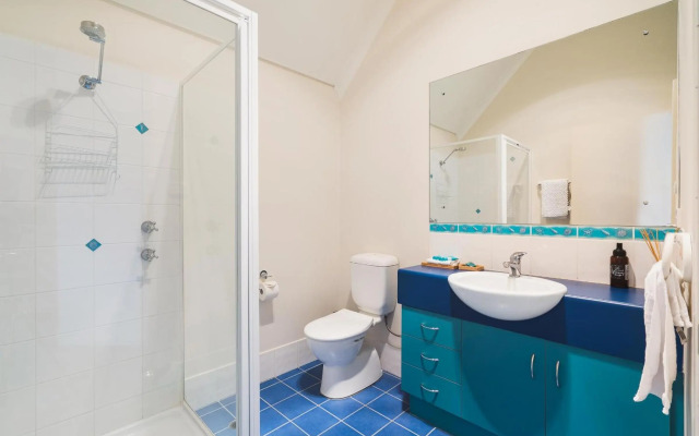 All Decked Out, Geographe Marina