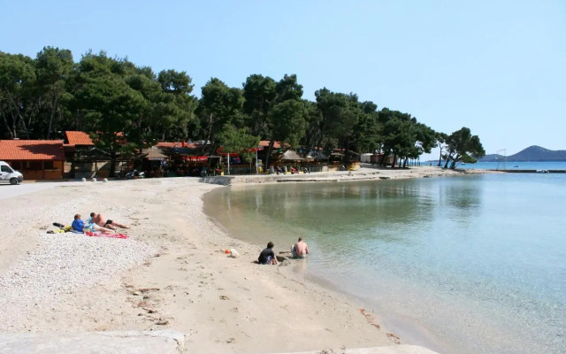 Apartments with a parking space Pakostane, Biograd - 14054