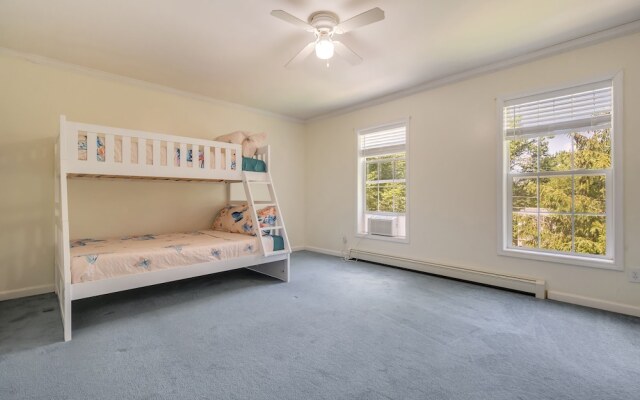 2900sqft villa near ski & snowboarding