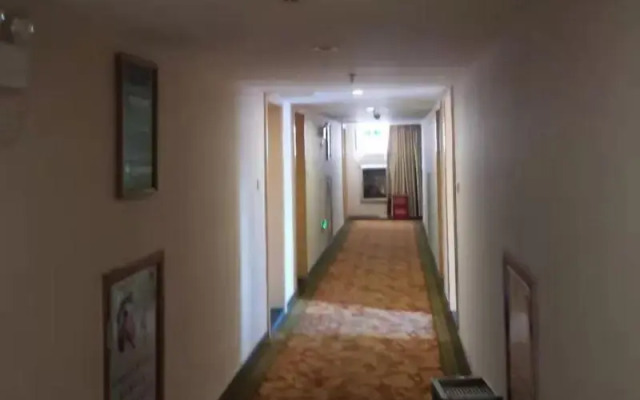 GreenTree Inn Xinyu Shenglibei Road Pedestrian Street Express Hotel