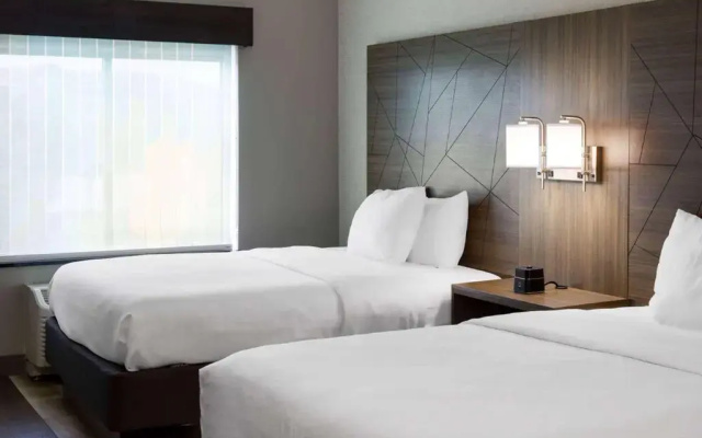 La Quinta Inn And Suites Edmond