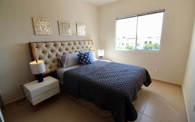 Selvanova 3 bedroom Condo & Casa Club