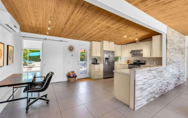 Modern Paradise at Sonora