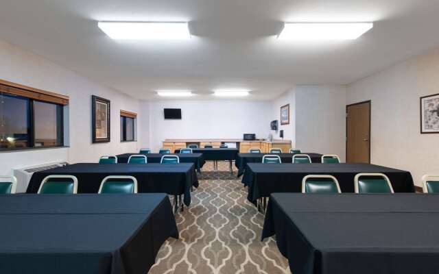 Days Inn by Wyndham Mitchell SD