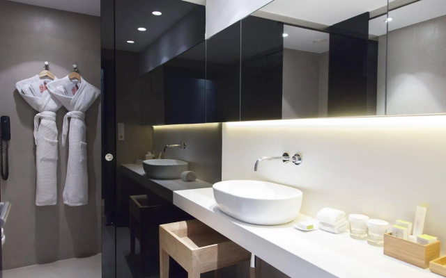 Alexandra Barcelona , Curio Collection by Hilton