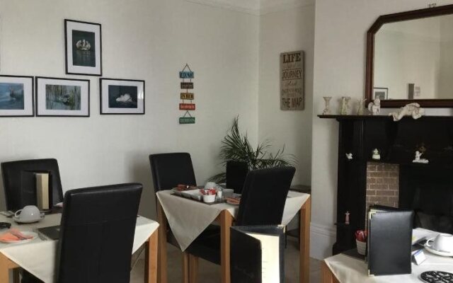 Poppy's Guest House