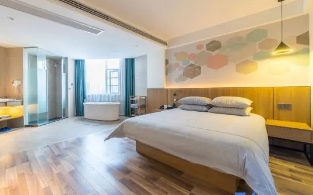 Shangrun Hotel (Yancheng Wuzhou International Plaza Yingbin Bridge)