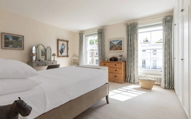 Portland Road X by Onefinestay
