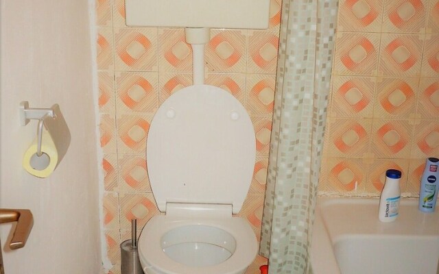 Impeccable 2-bed Apartment in Stari Grad
