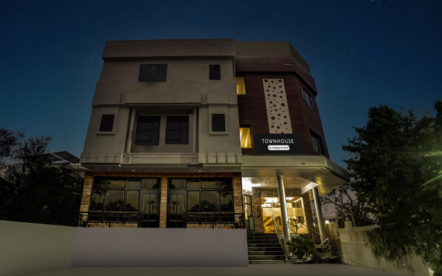 Townhouse Sikar Road Jaipur Formerly Hotel Aroma Inn