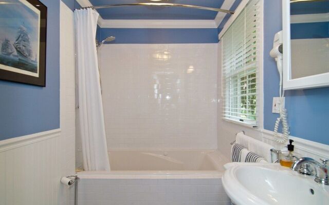 Shorecrest Bed and Breakfast