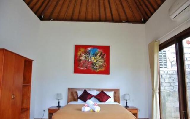 Ketut Bungalow Lembongan