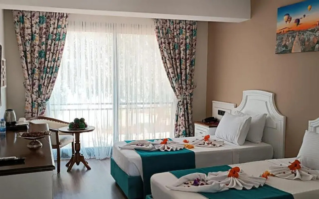 Polaris Hayat Motel