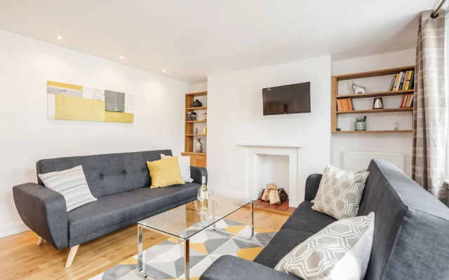 Great Mayfair Apartment - Sleeps 6