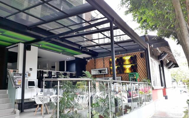 Lleras Green Hotel