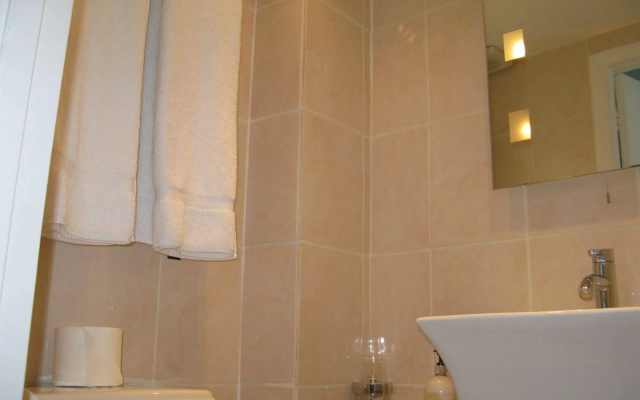 INNit Rooms Ocean Breeze