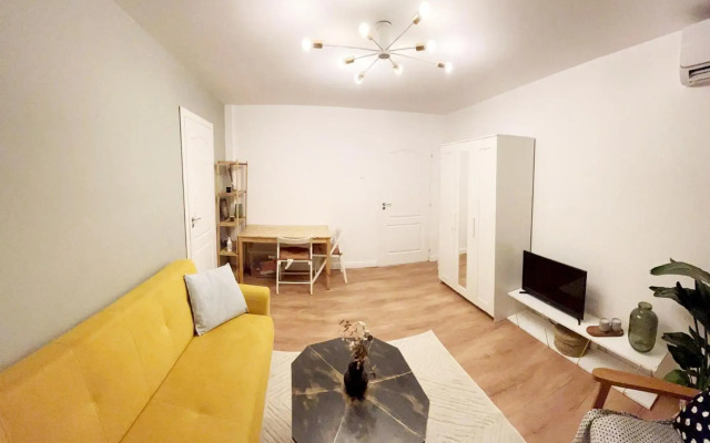 Lola’s apartament close to city center