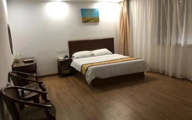 GreenTree Inn Jiangsu Changshu Longying Plaza Express Hotel