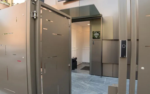 GRANDI 32  Boutique Residence