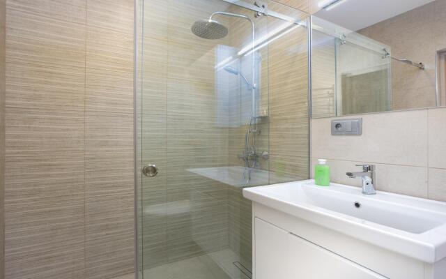 Stay Inn on Eznik Kokhbatsi Street 16