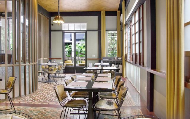 The Henry Hotel Manila