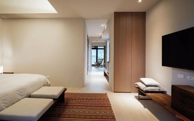 Onsense Villa