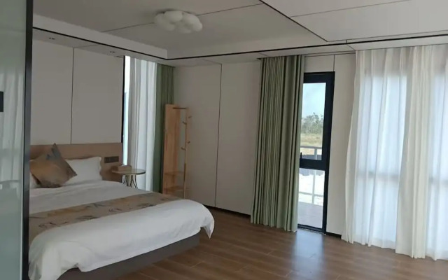 Unicorn Rocket Resort