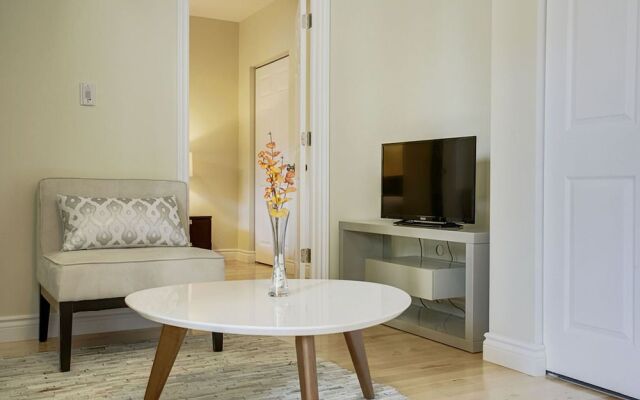 Modern 1BR in The Village by Sonder