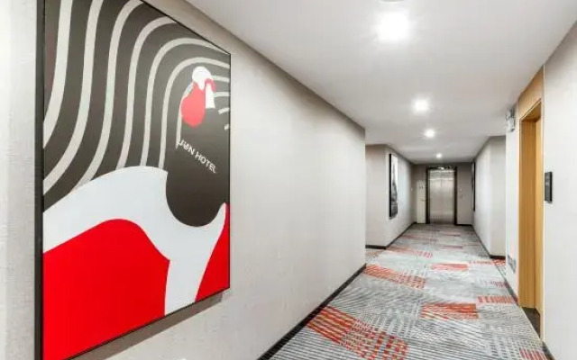 Jun Hotel