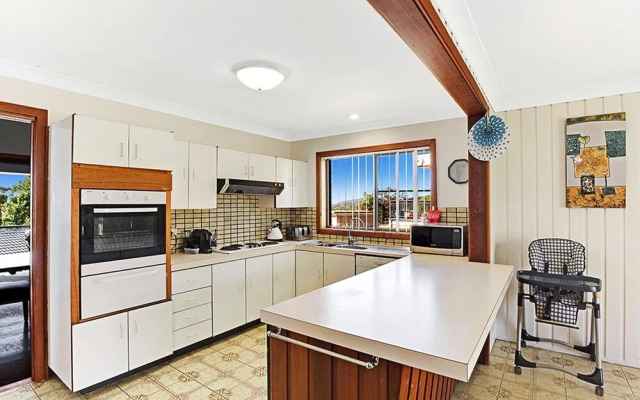 Away @ Nelson Bay, 29 Wollomi Avenue