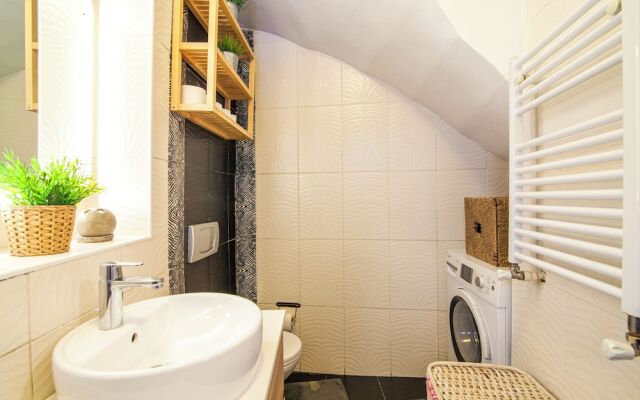 Bostanüstu Dere Sokağı