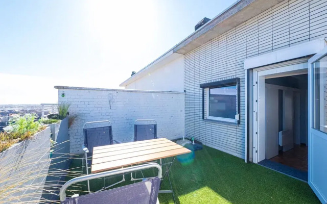 Rooftop Apartment With Terrace
