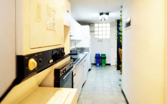 Africa house-Casa Hotel Laureles-La70