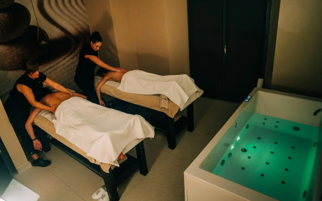 Gran Claustre Boutique Hotel