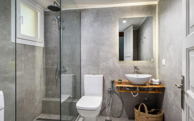 Baracunda Seaview Apartments with private Hot Tub by Konnect