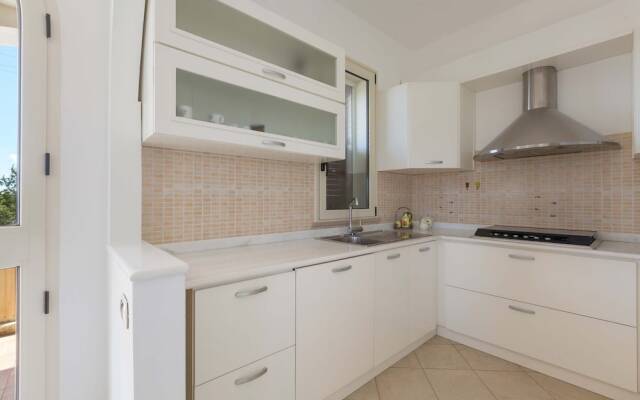 2758 Villa Ester by Barbarhouse