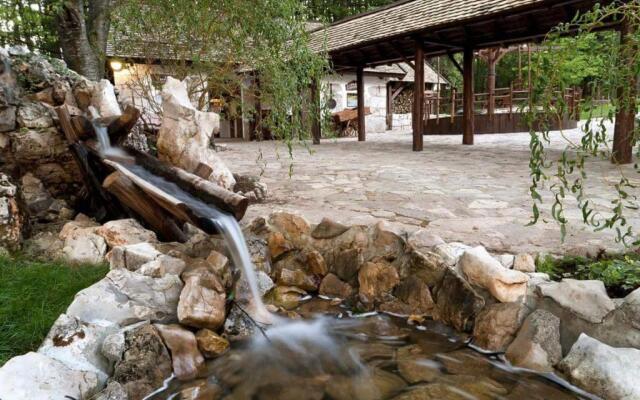 Farm Stay Čardaklije