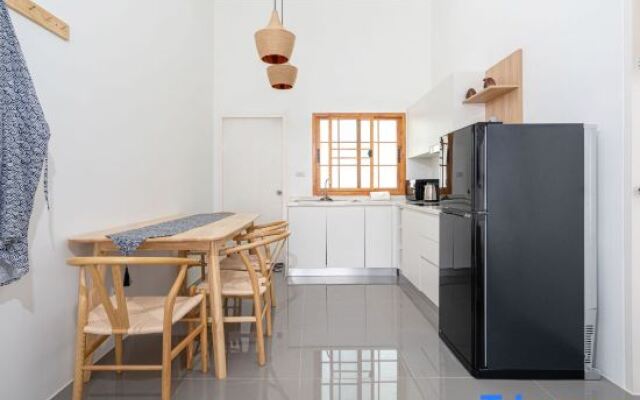 Villa Sunrise Garden A180