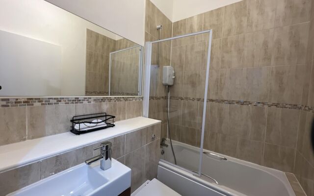 Lovely 2-bed Apartment in Liverpool