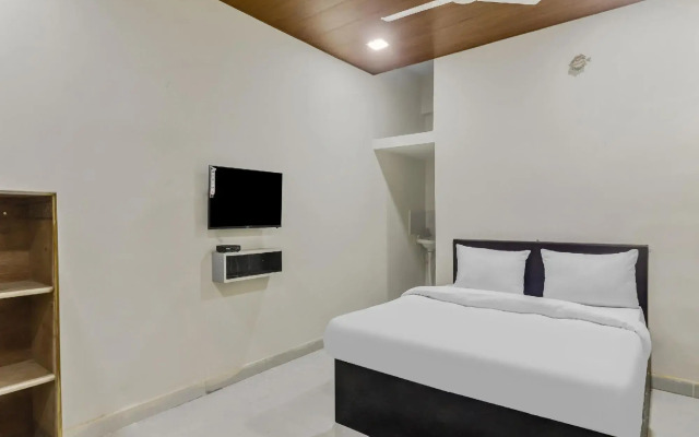 OYO 86527 Hotel Vijay Residency