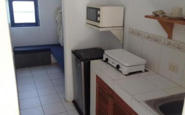 Hostal Los Delfines San Bartolo