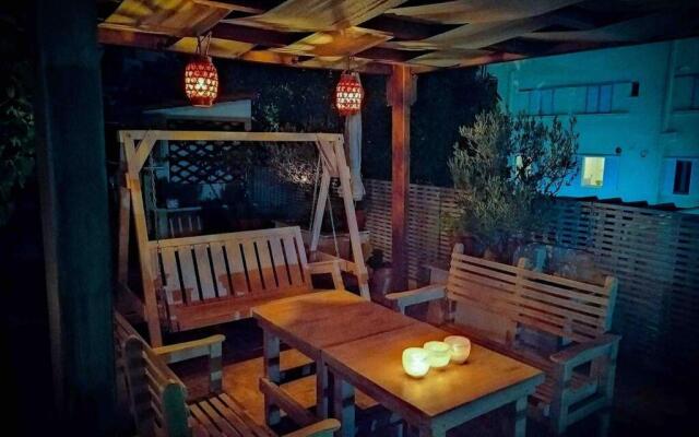 Sea View Roof Garden Apartment
