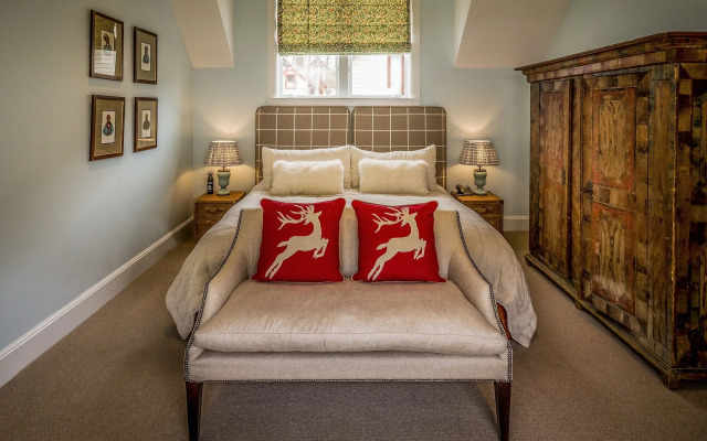 Dunton Town House