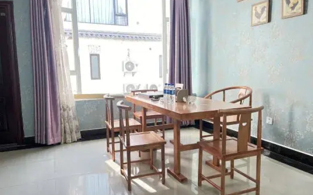 Dali Qingfeng Xiaozhu Homestay