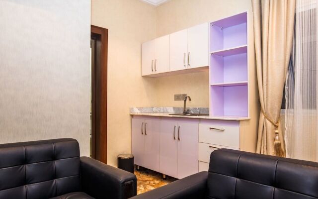 Joygate Hotel & Suites